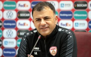 Ангеловски води во трката за тренер на Фенербахче – Али Коч бил воодушевен од Македонецот