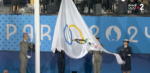 Голем гаф на организаторот: Олимпиското знаме беше погрешно наместено