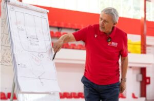Пешиќ, Берокал, Грујиќ… одржана тренерската клиника на МКФ